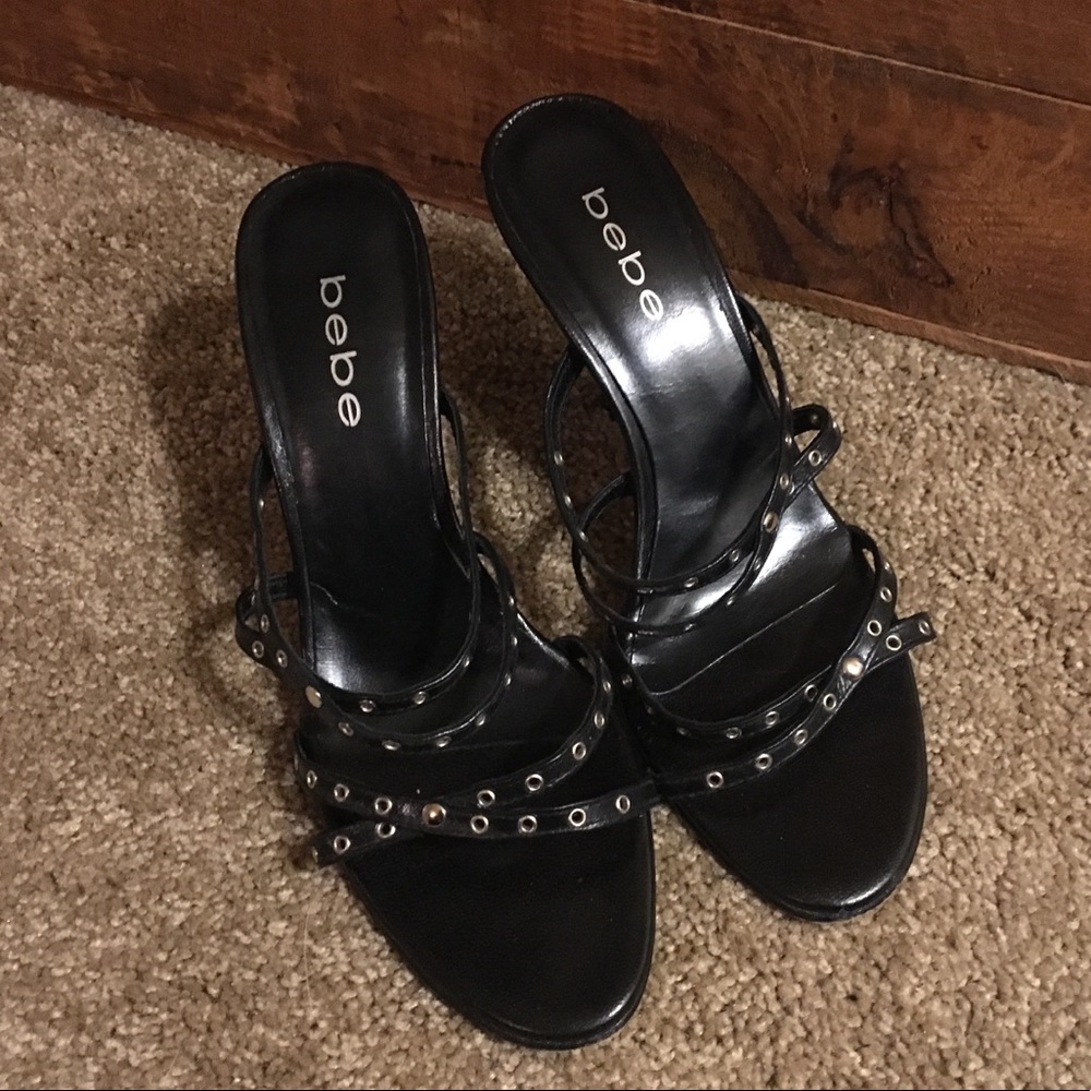 Bebe Women’s heels in 6.5